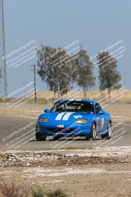 media/May-01-2022-CalClub SCCA (Sun) [[03a481c204]]/Group 5/Qualifying (I5)/